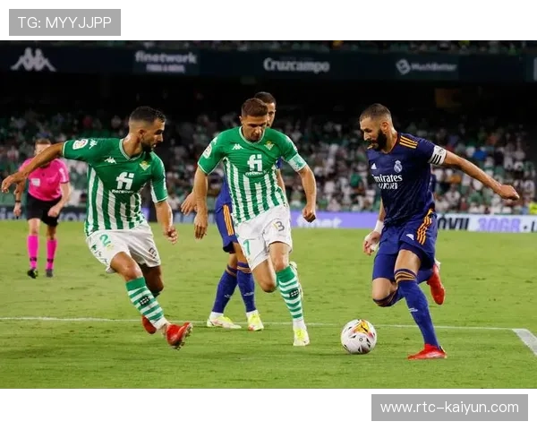 贝蒂斯零封比利亚雷亚尔战术解析，中场拦截成取胜关键